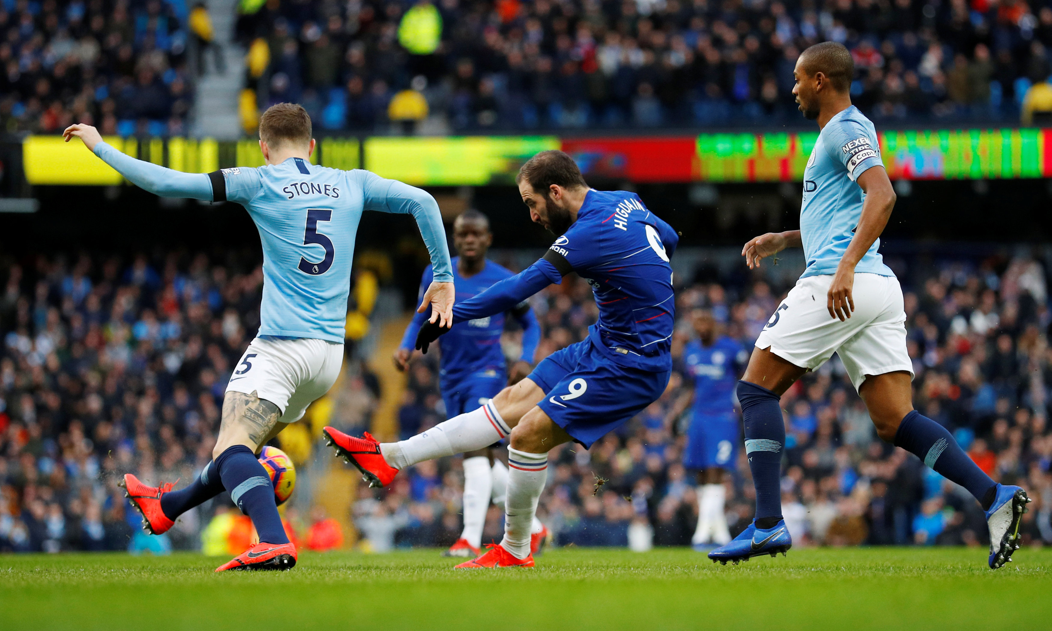 却在攻防转 却在攻防转