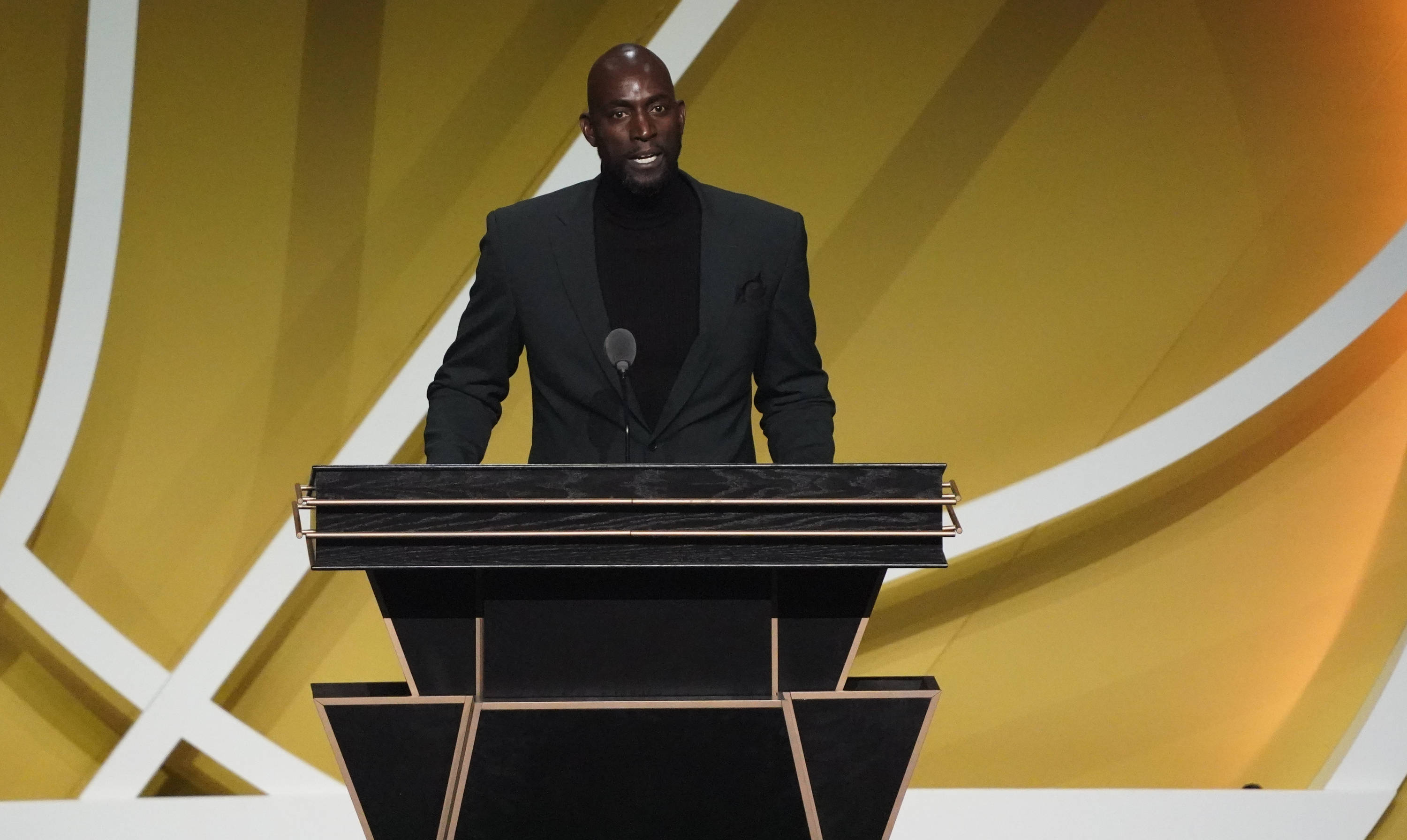 这种冷峻而 这种冷峻而