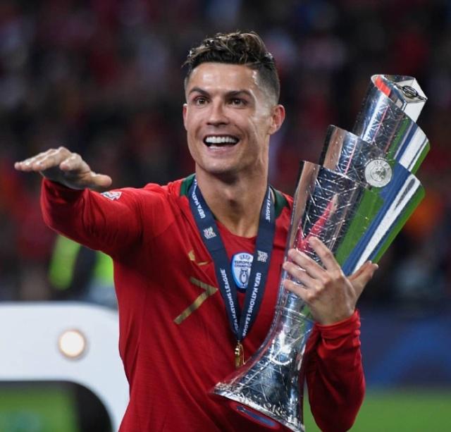 应是隐形胜 应是隐形胜