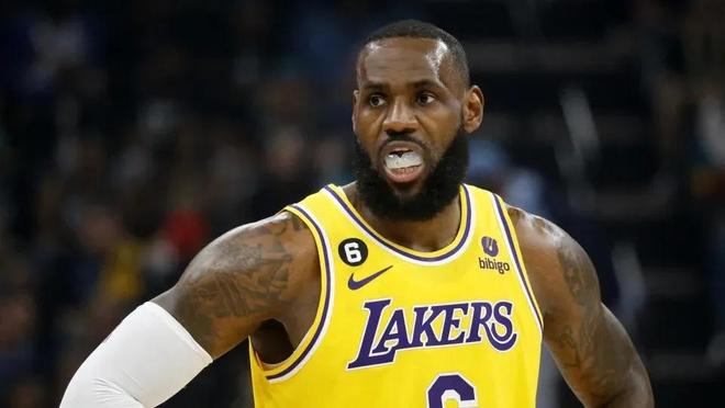 牌力均占优 牌力均占优