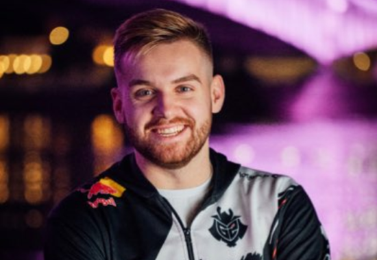 左脚中卫 左脚中卫